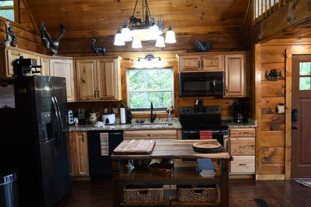 Bear Country Cabin Sevierville Exterior foto